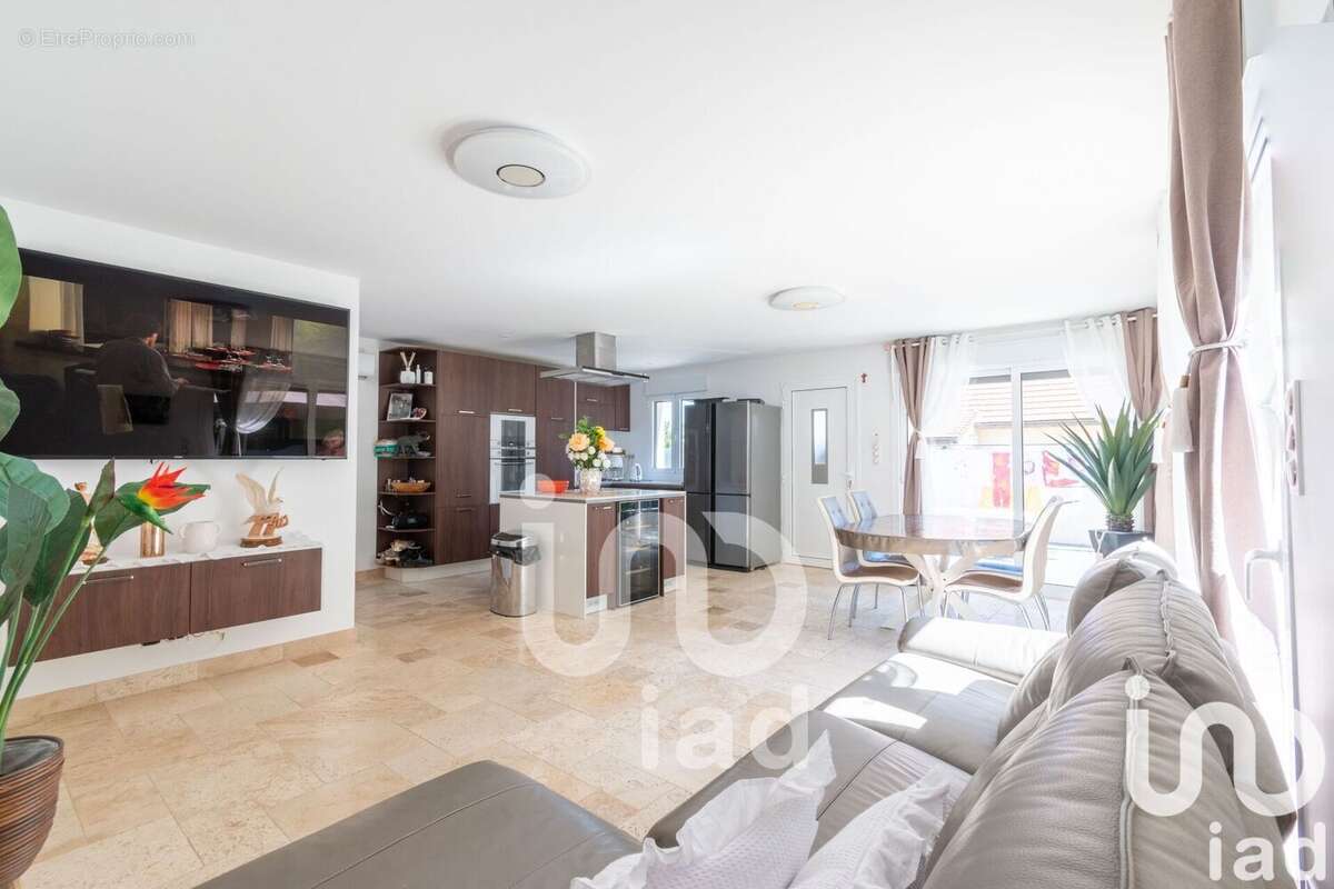 Photo 7 - Maison à EPONE