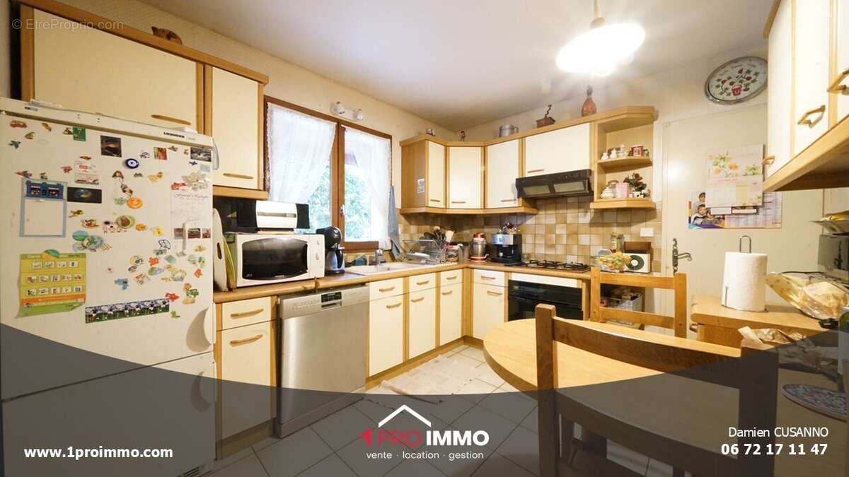 photos n°1 - Maison à SASSENAGE