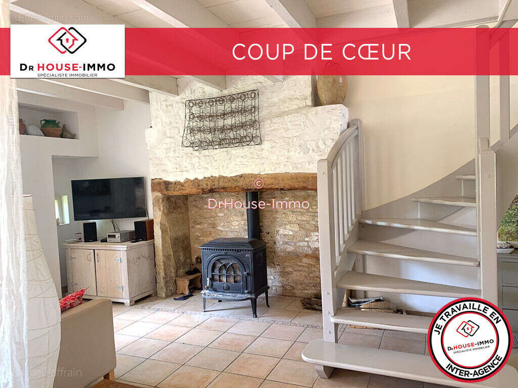 Maison 220 m² à Saint-Martial-D'albarede  - photo 15