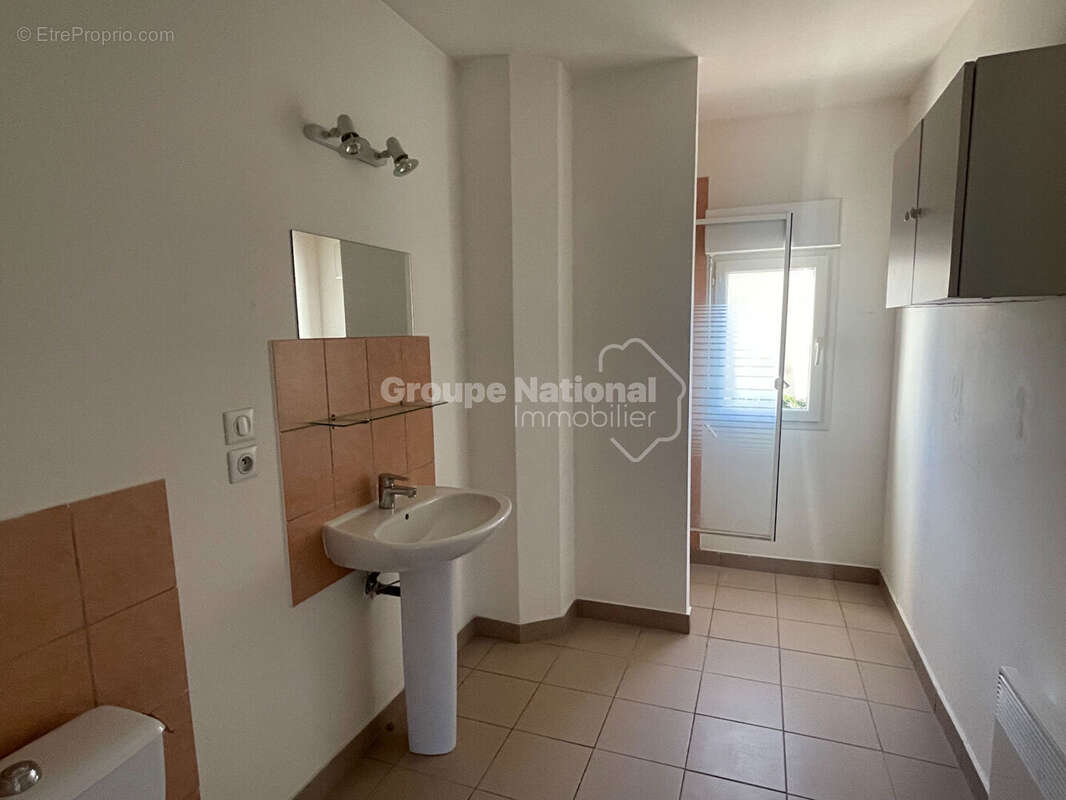 Maison à CHATEAUNEUF-LES-MARTIGUES