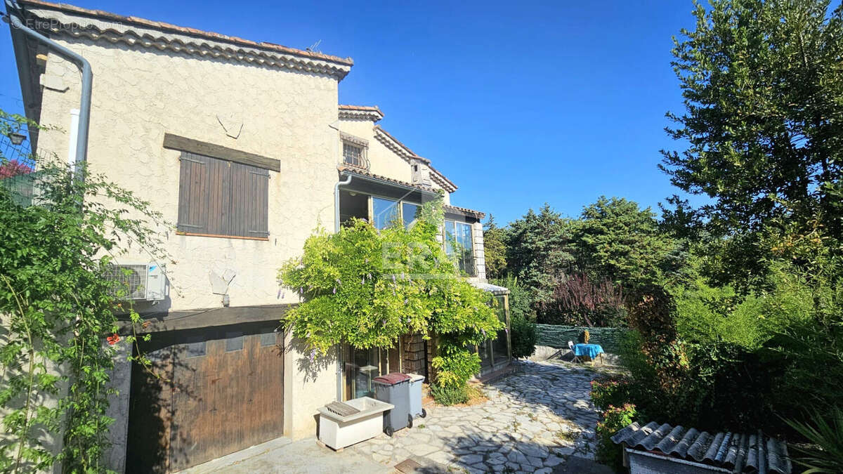 Maison à VILLENEUVE-LOUBET