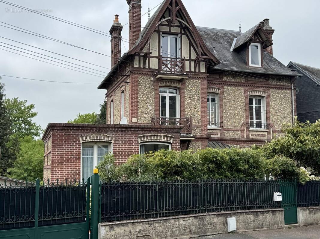 Maison à LISIEUX