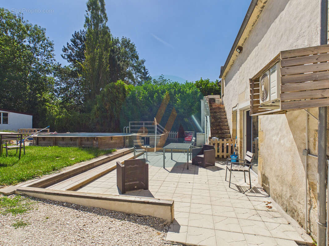 Maison à PARIGNY-LES-VAUX