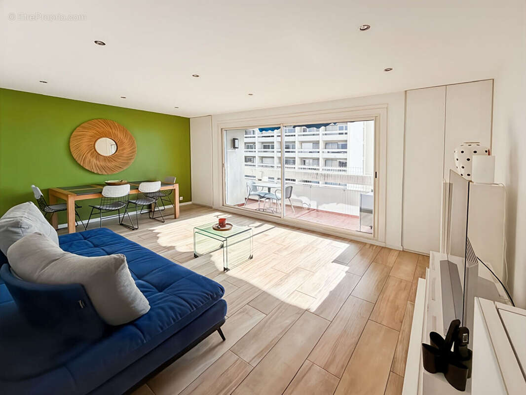 Appartement à MARSEILLE-9E