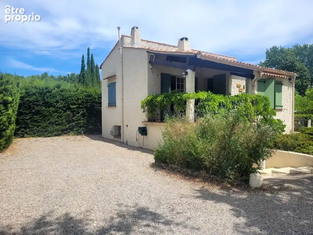 A Régusse, villa sur 2 niveaux avec piscine et garage - photo 2