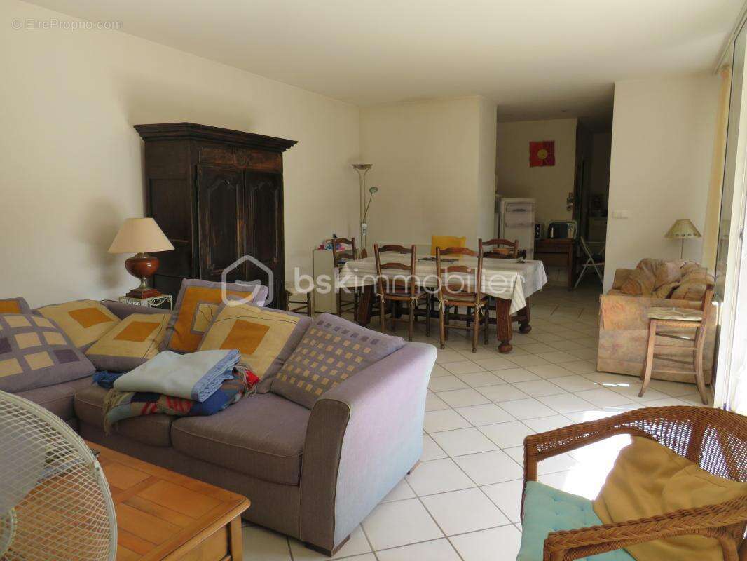 Maison de maître au centre de Garlin avec Patio - photo 5