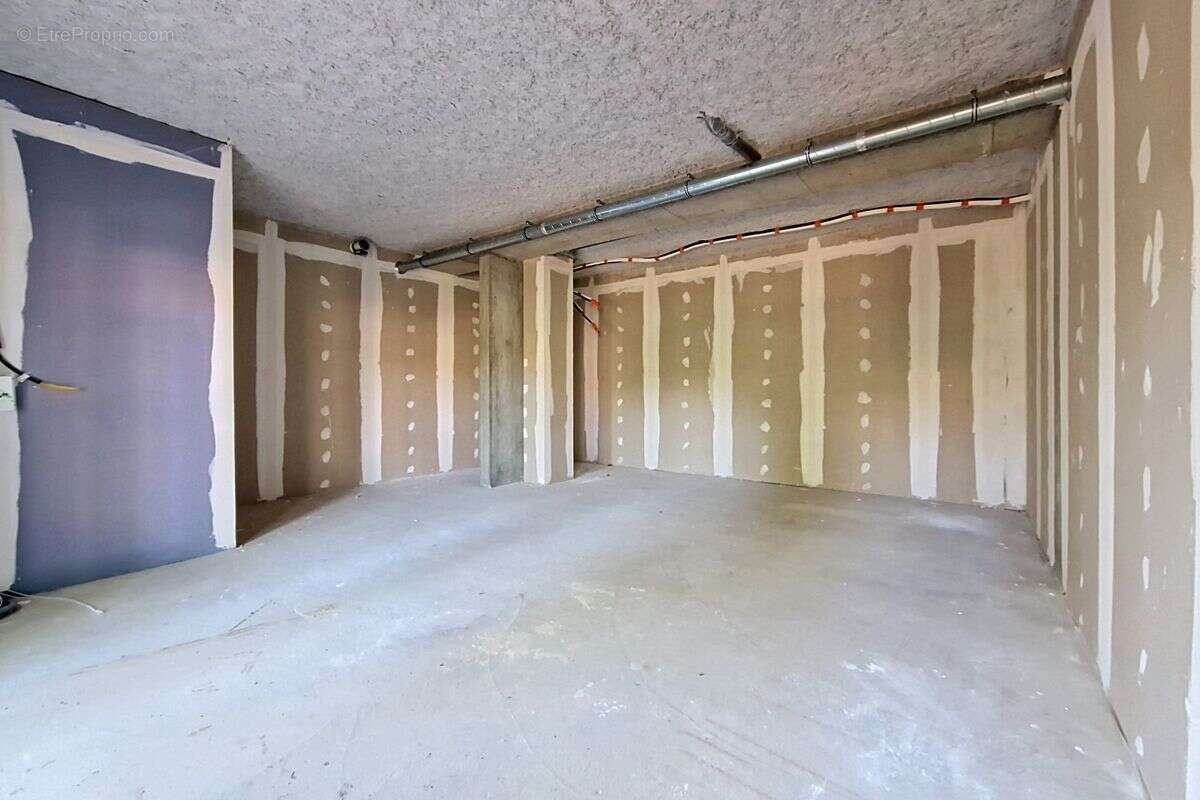Local commercial 47 m² à vendre – « Pôle santé » à Mornant - photo 5