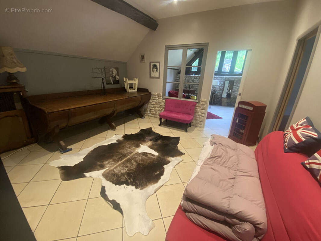 Maison en Pierre avec Dépendances proche Les Andelys - photo 2