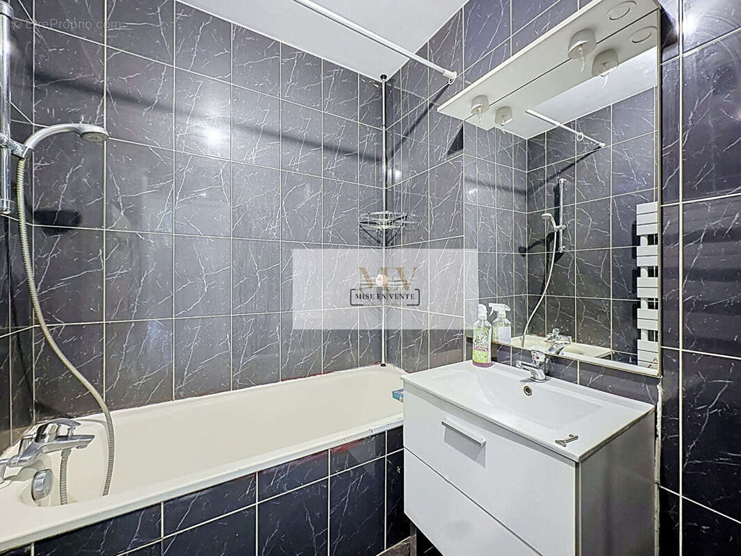 Appartement 3 pièces 66 m² - Rue Pierre Brossolette - Proche bords de Marne - photo 6