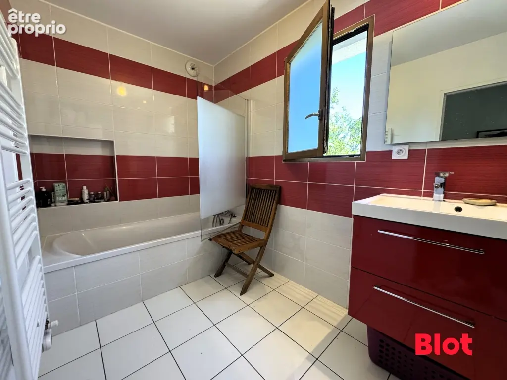 Maison 6 pièces 120 m² à vendre à Chateaubourg (35220) - photo 9