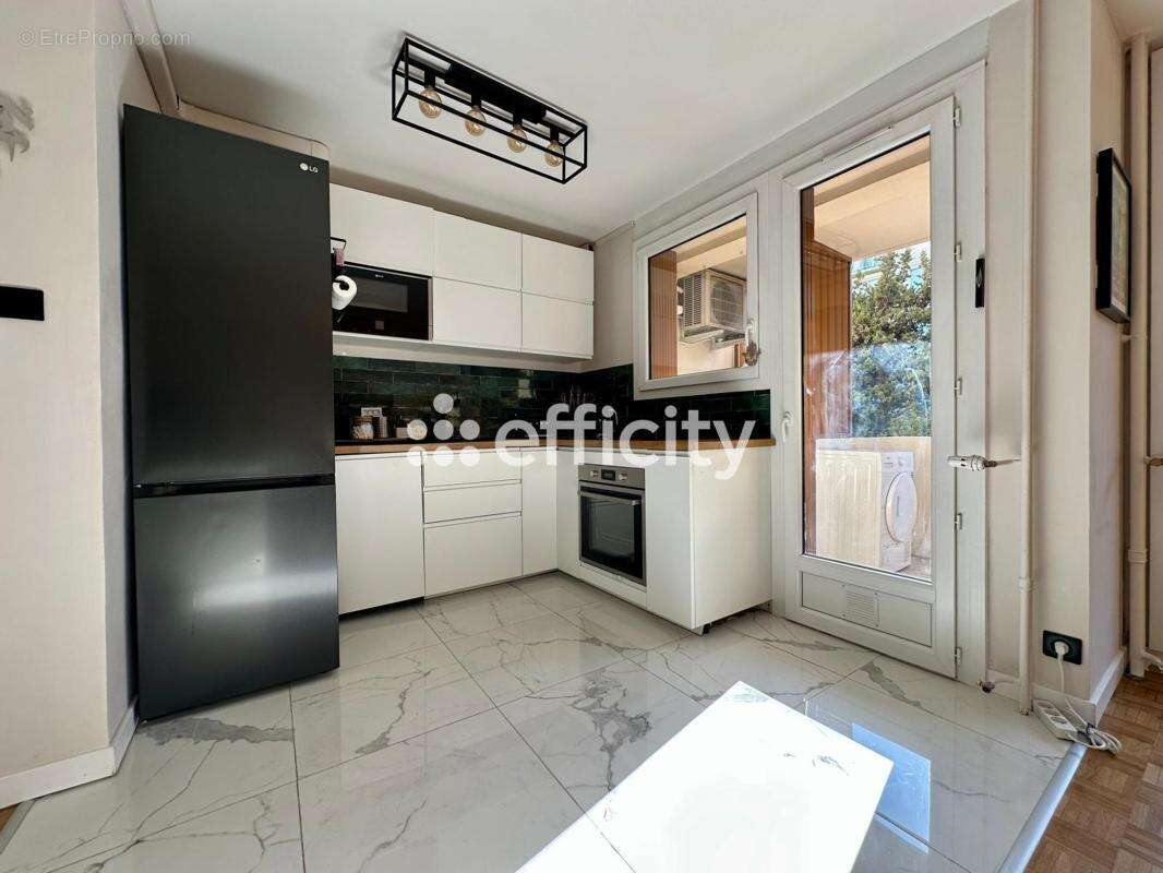 Appartement à MARSEILLE-12E