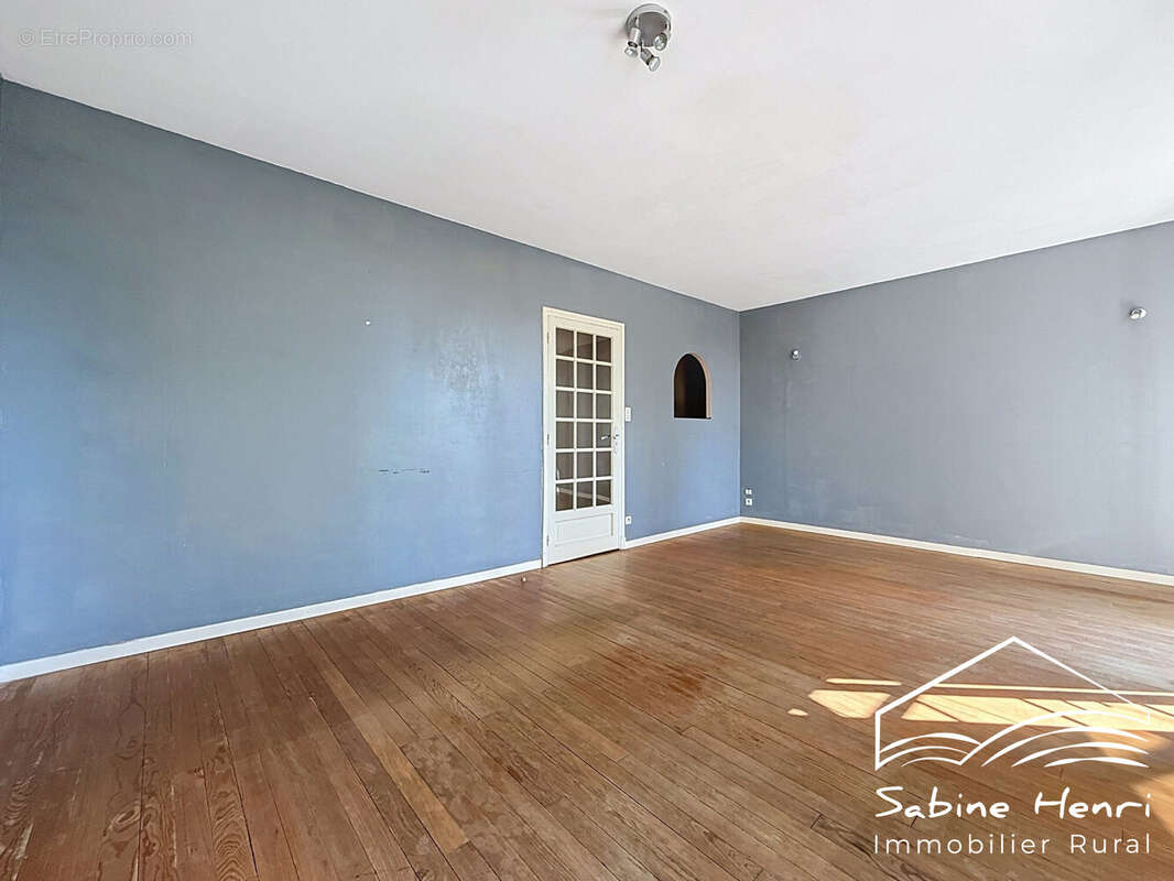 Maison 101 m² à Tanus  - photo 6