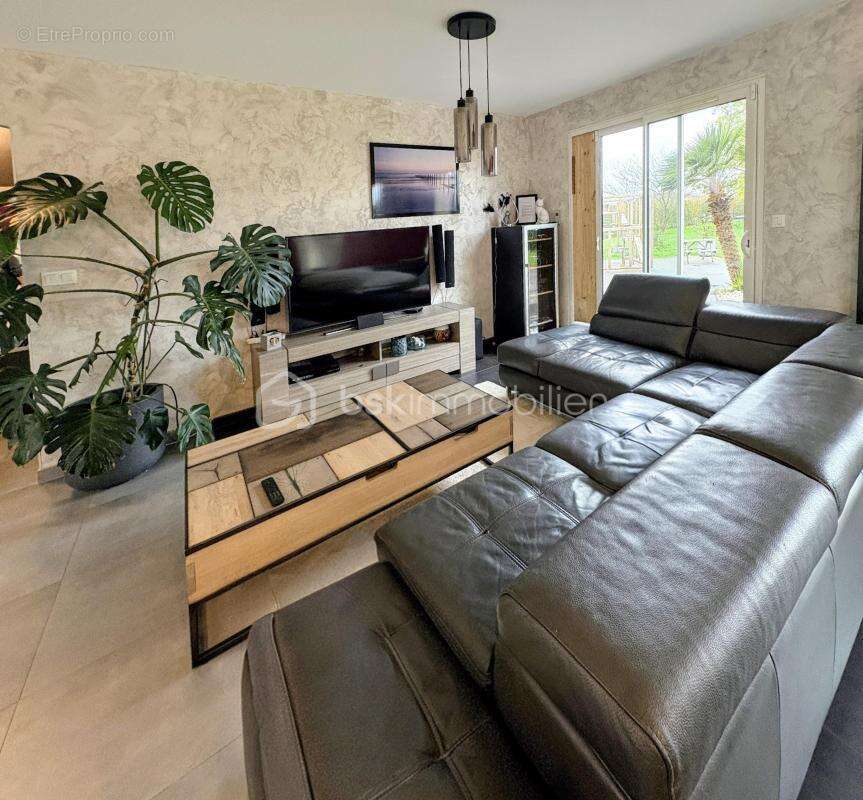  Maison contemporaine de 124 m² / 4 CHAMBRES avec PISCINE – Terrain 1 800 m² - photo 4