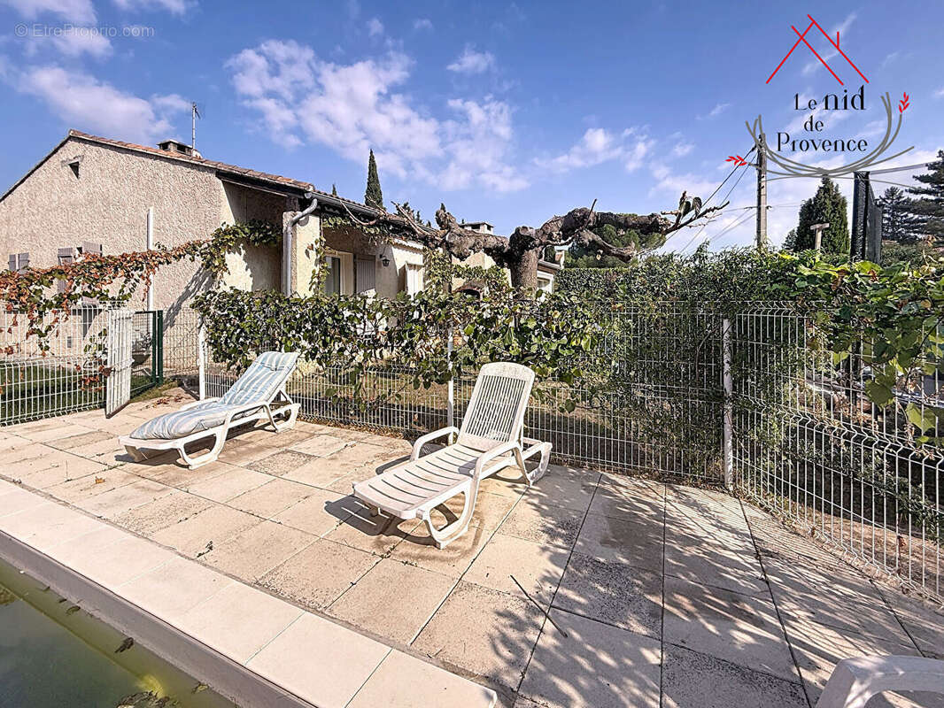 Maison à PERNES-LES-FONTAINES