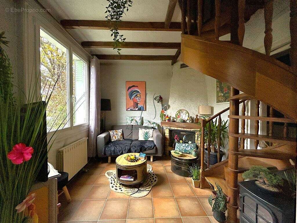 Maison à LE VESINET