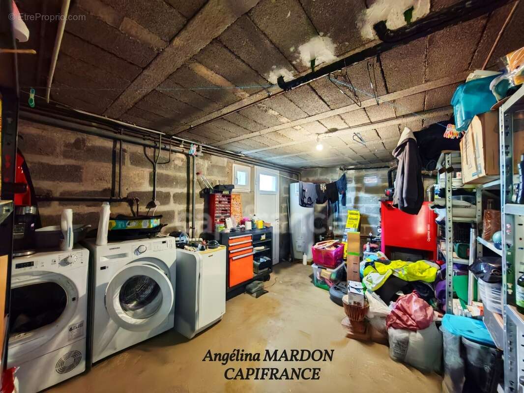 Maison Traditionnelle T5 de 124 m² – Terrain Paysager de 1215 m² + Piscine à Saint-Nicolas-de-la-Taille (76 170) - photo 21