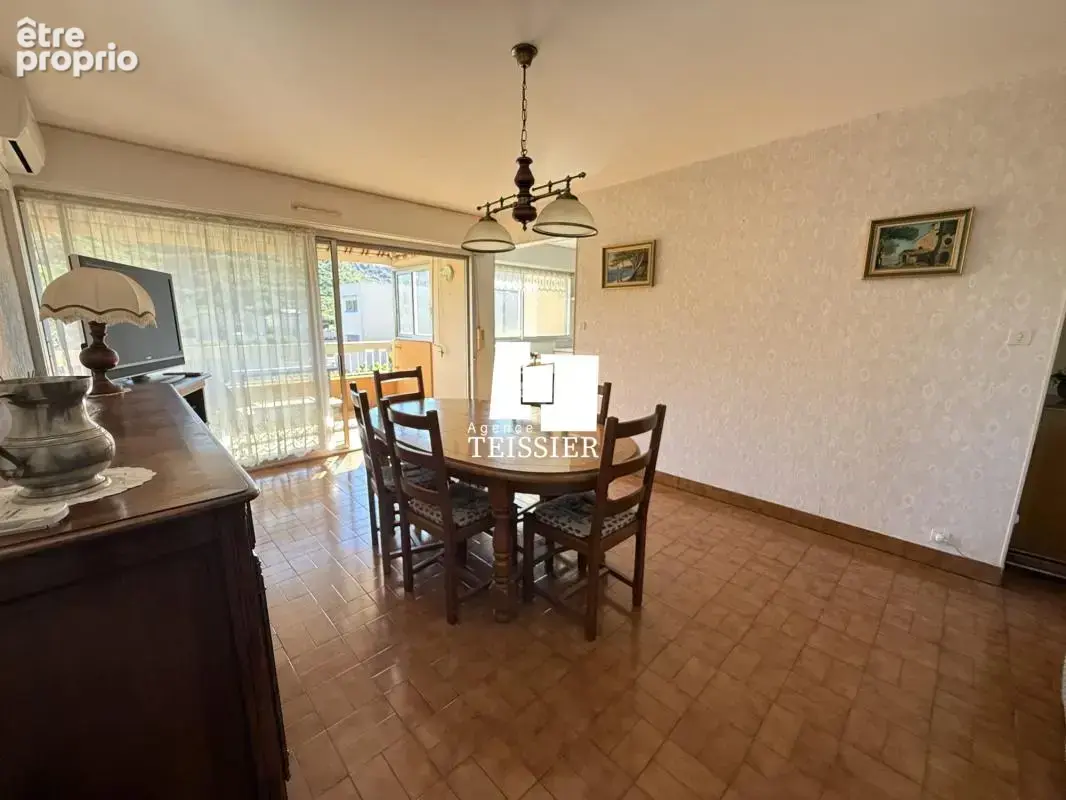 Exclusivité : 07140 Les Vans appartement avec terrasse - photo 4