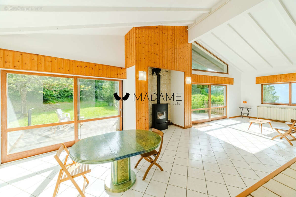 Maison à SAINT-MARTIN-D'URIAGE