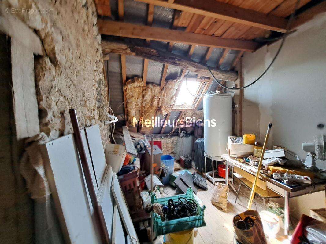 Maison à AIX-EN-OTHE