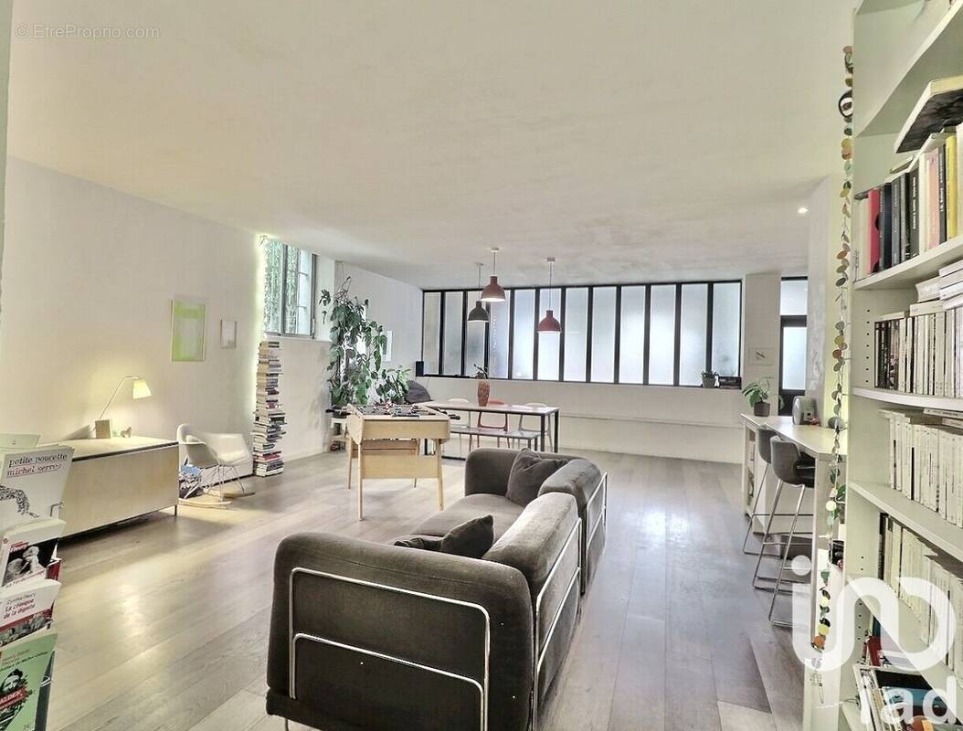 Photo 1 - Commerce à LA CIOTAT