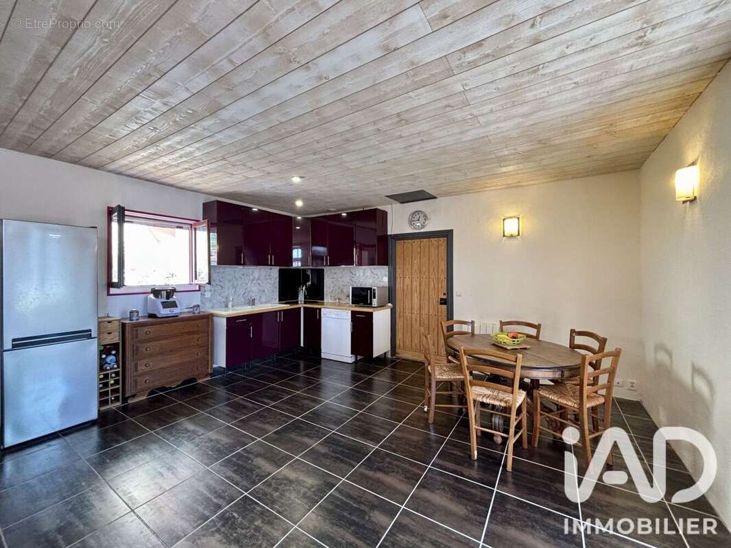 Maison 93 m² à Longeville-Sur-Mer  - photo 6