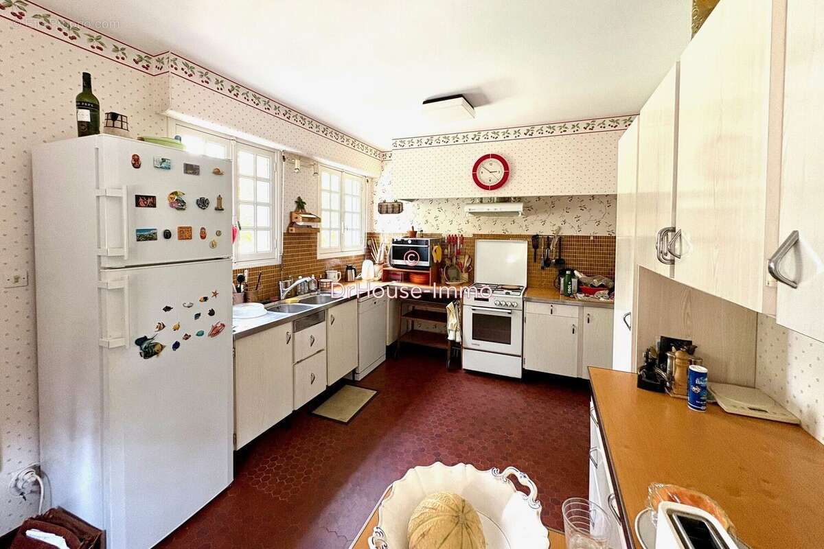 Maison à VILLEMOUSTAUSSOU