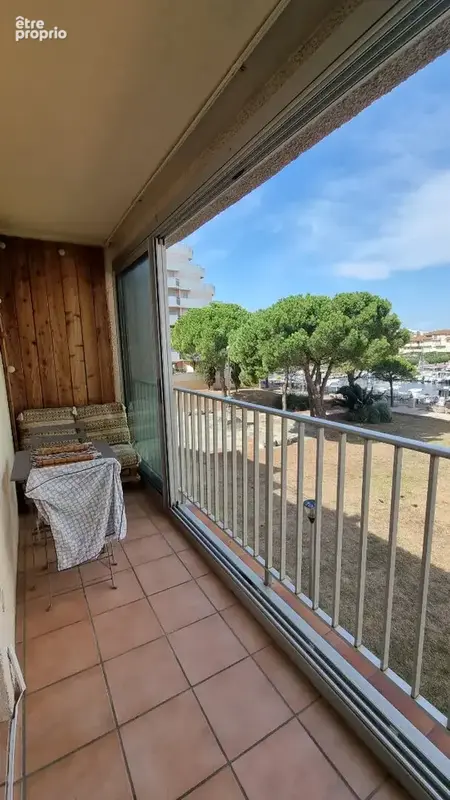 Canet En Roussillon - Appartement T2 + place parking - photo 2
