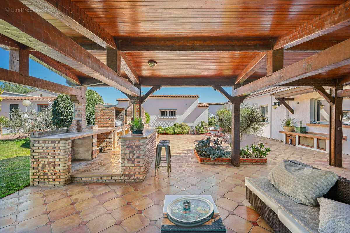 Maison à HYERES