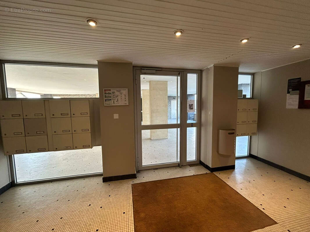 Secteur clemenceau appartement type 4 de 78 m2 + cave - photo 18