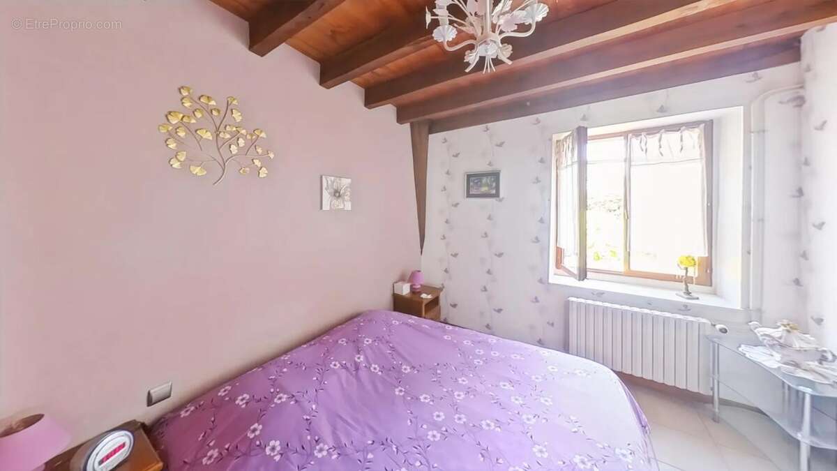 Maison à SAINT-ANGEL