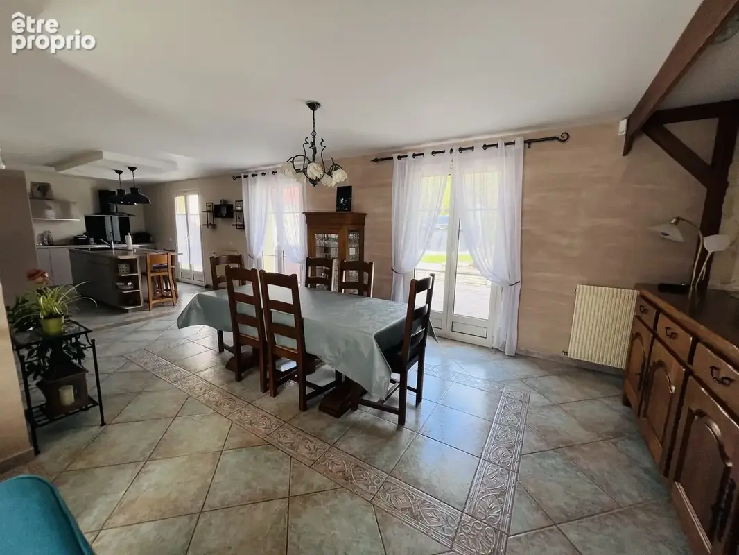 Maison 196 m² à Marines  - photo 2