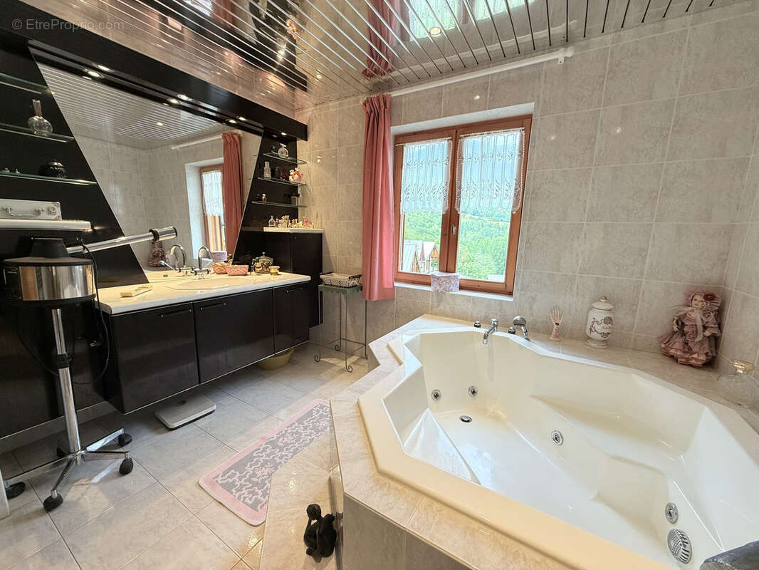 Maison à SAINT-PANCRACE