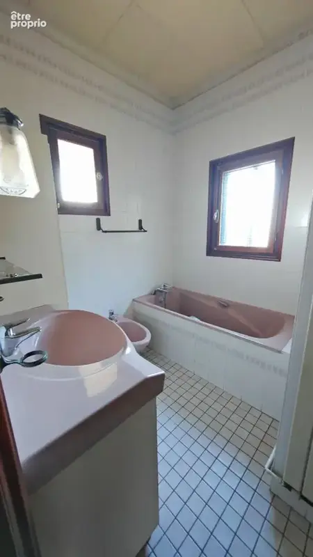 TOULOUGES Maison familiale 4 chambres sur 1075 m² de terrain avec appartement indépendant - photo 10