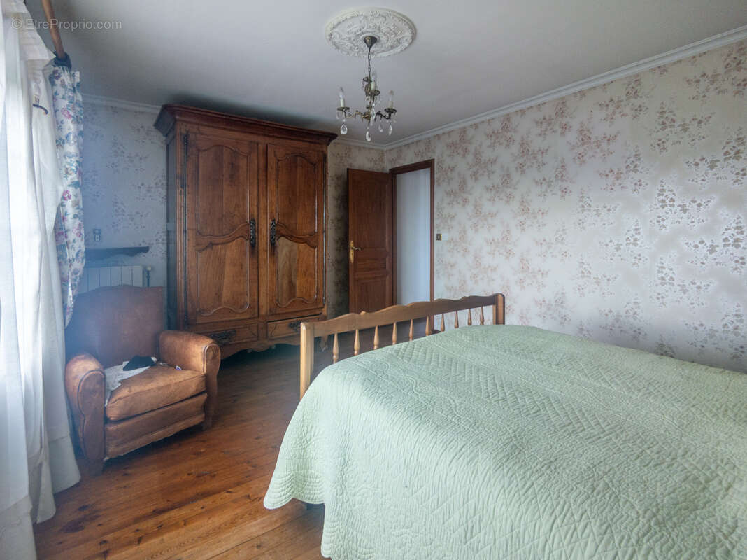 Maison à SAINT-SAVINIEN