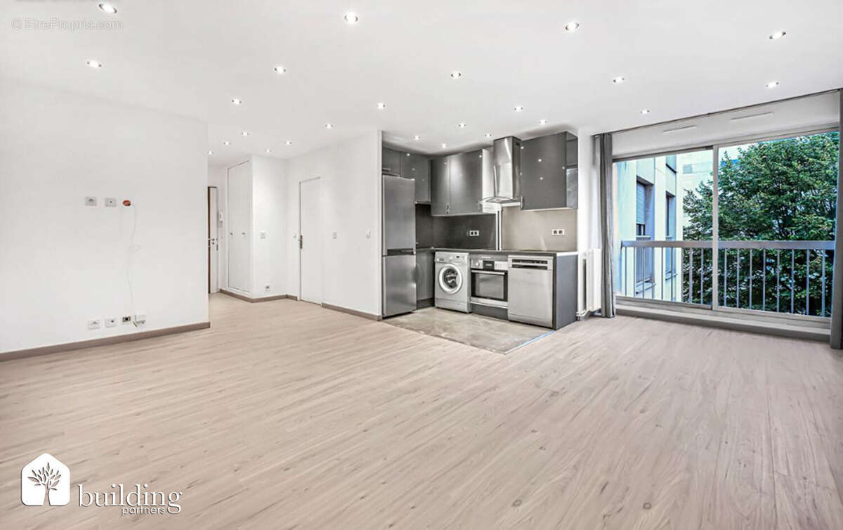 Proche Saussaye - Grand studio - 40,06 m² avec balcon - photo 4