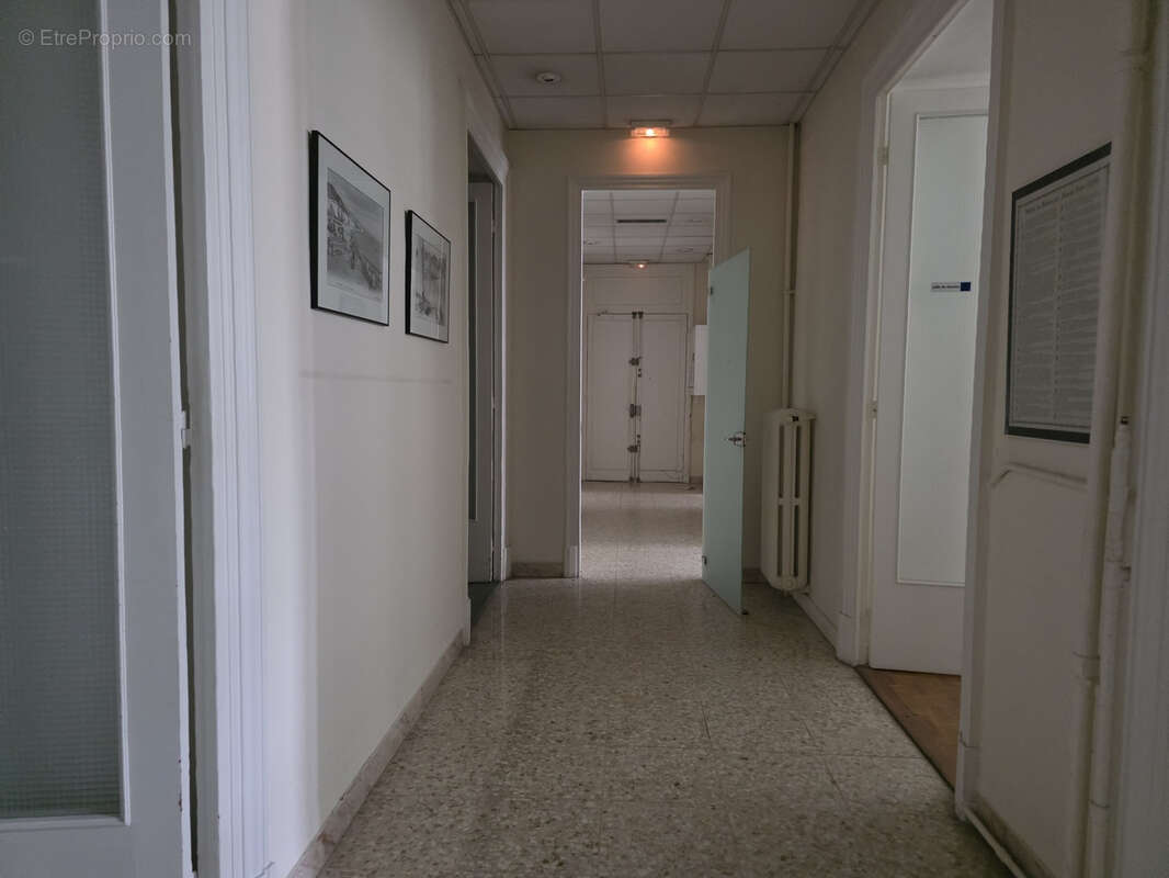 Appartement 5 pièces au centre-ville de Menton - photo 7