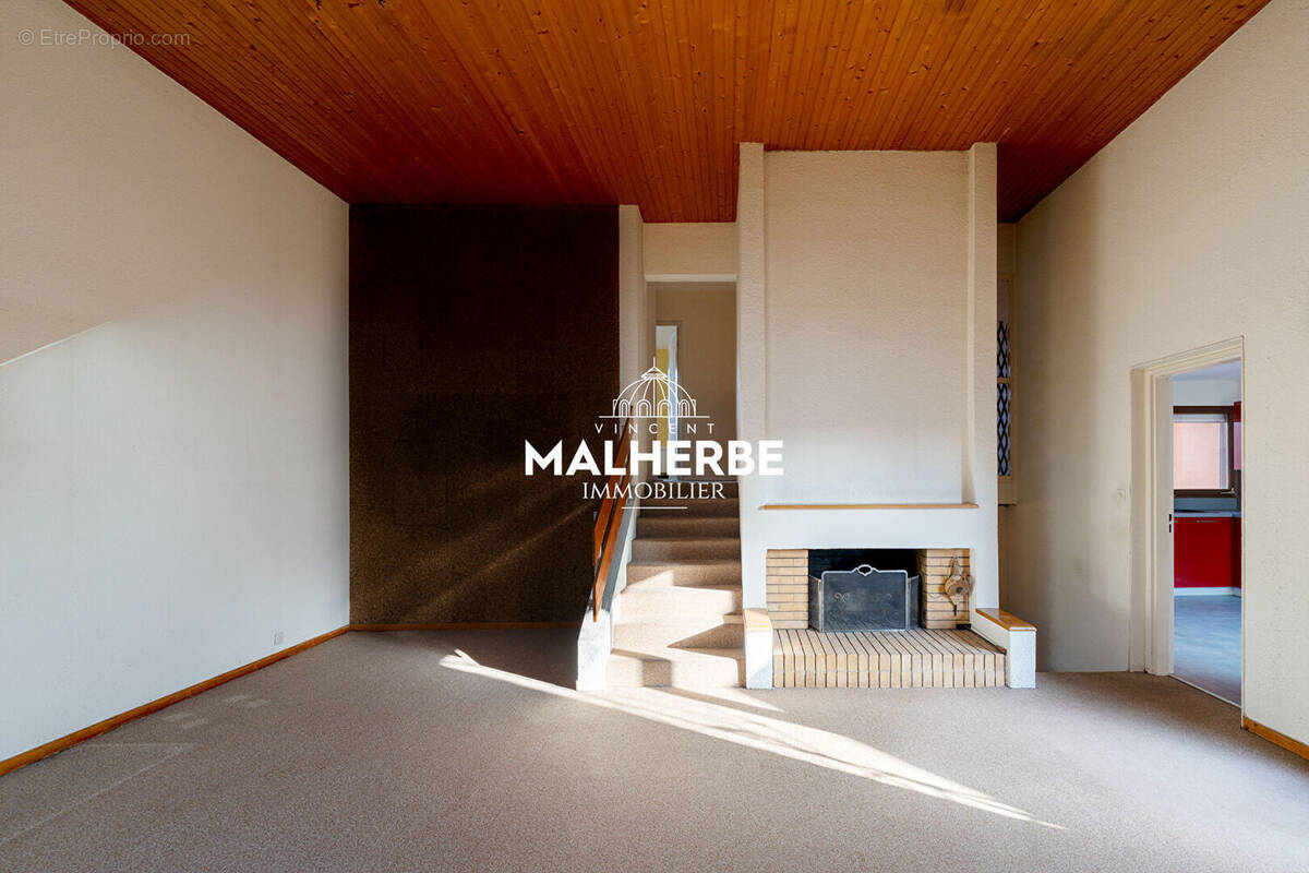 Appartement à JARVILLE-LA-MALGRANGE