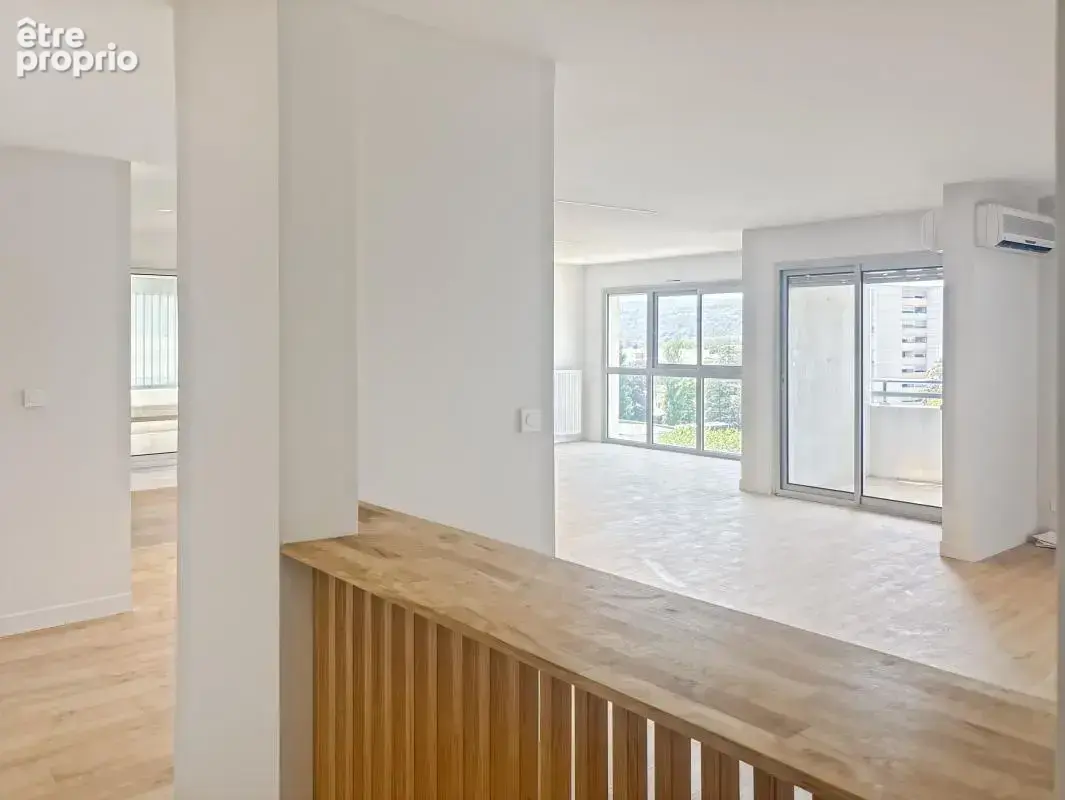 VALENCE – Appartement d’exception de 152 m² avec vue panoramique et belles prestations - photo 11