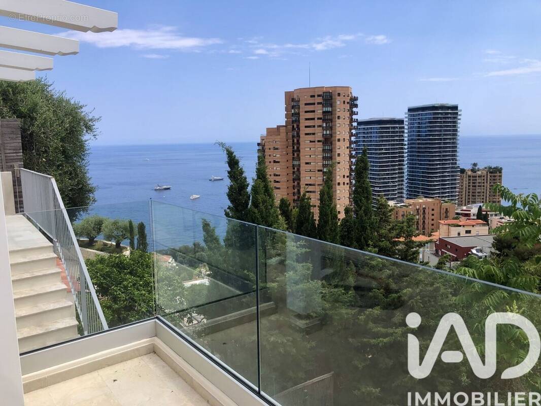 Photo 1 - Appartement à ROQUEBRUNE-CAP-MARTIN