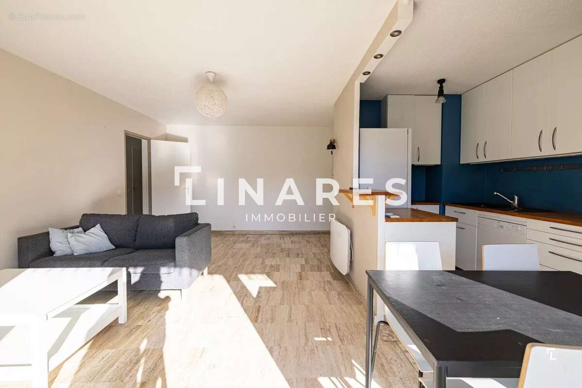 Appartement à MARSEILLE-9E