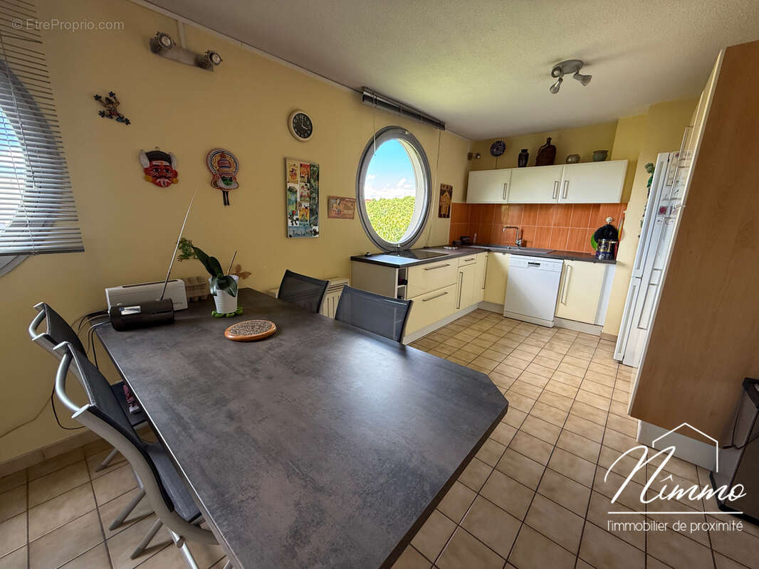 Appartement à NIMES