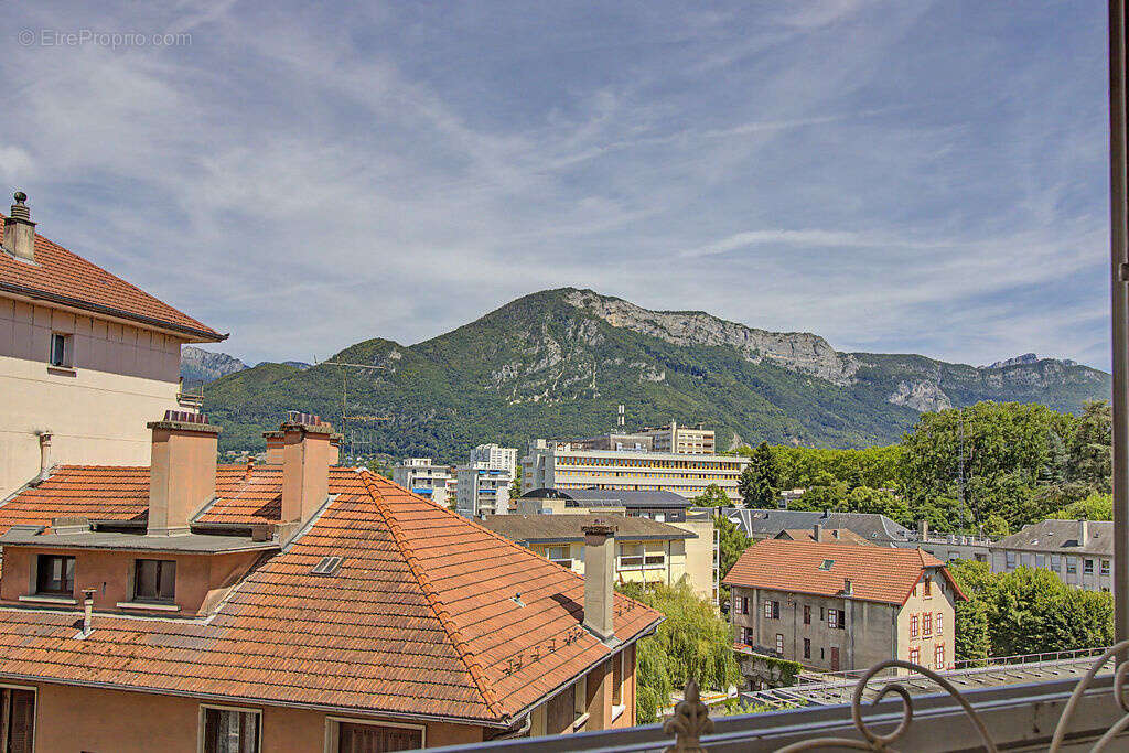 Appartement triangle d'or - photo 4
