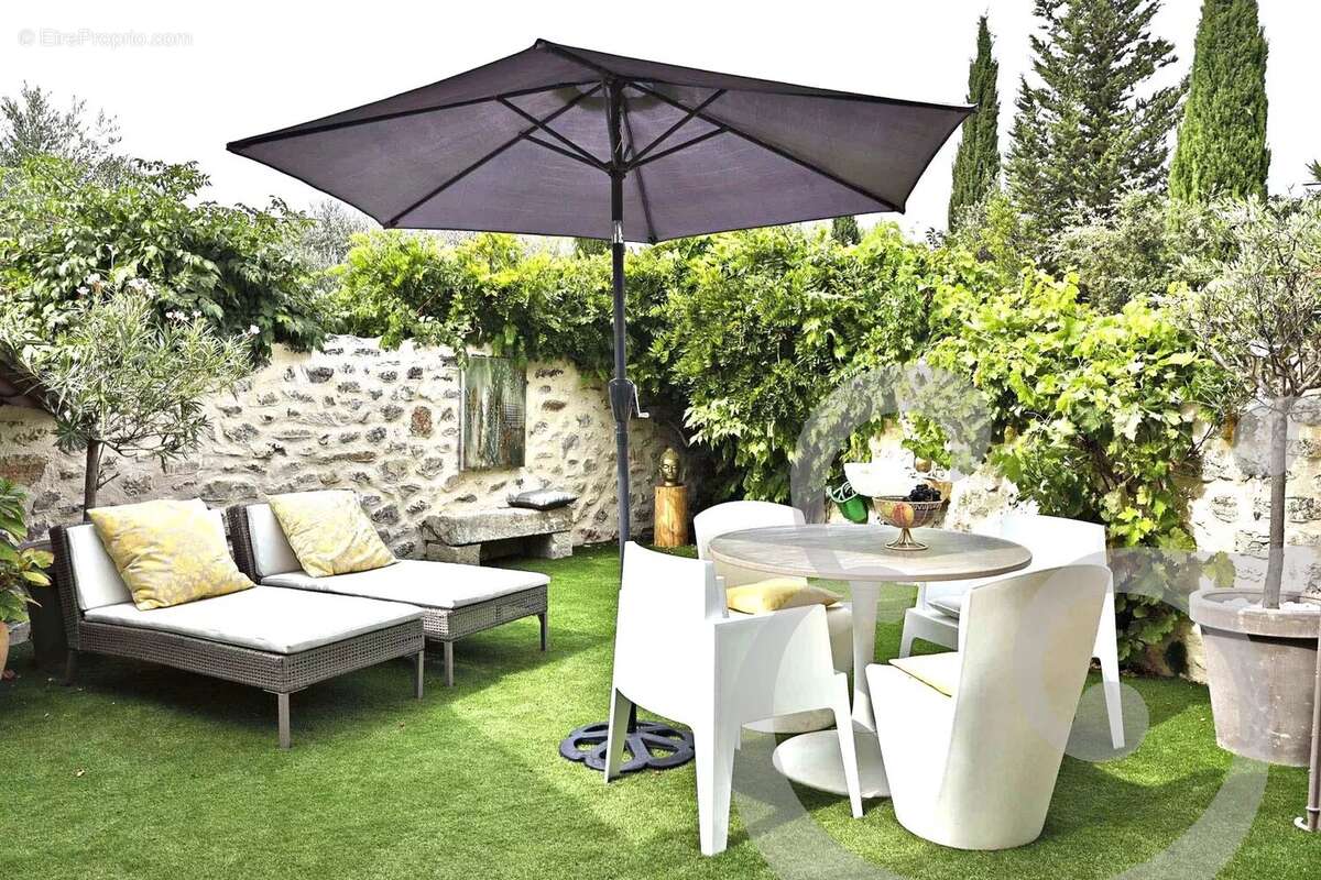 Maison à EYGALIERES