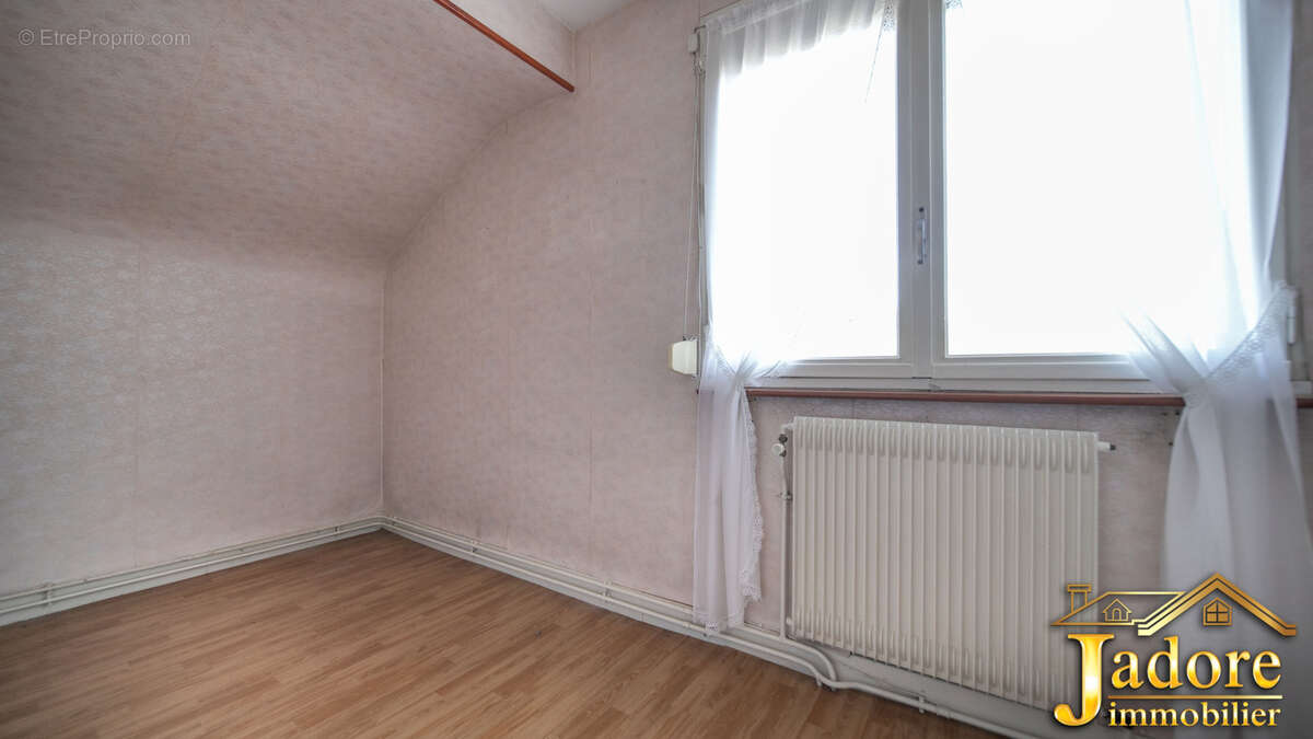 Maison à RAON-L&#039;ETAPE