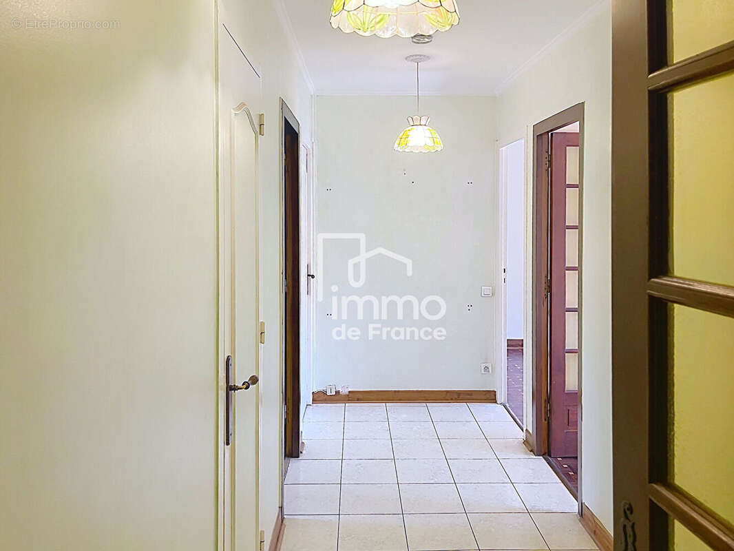 Appartement  4 pièce(s) 77.05 m2 - photo 4