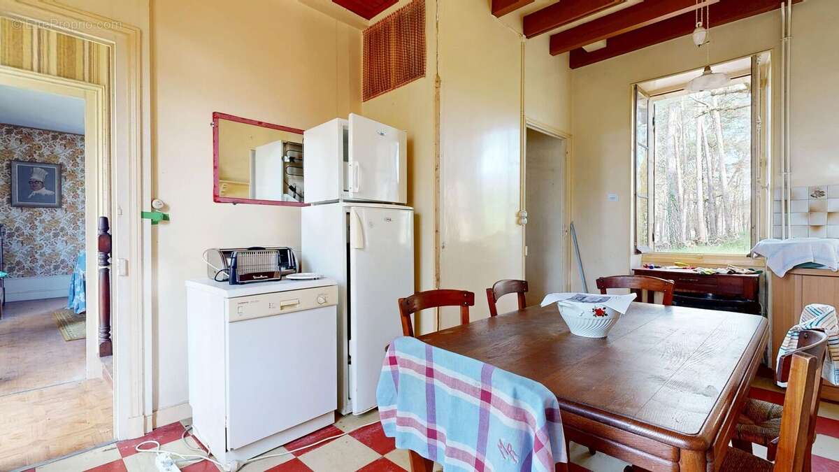 Ensembleenpierressitueaucoeurdunvillageaveccommerc - Maison à SIORAC-EN-PERIGORD