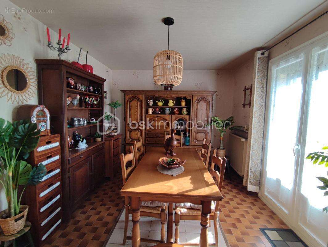 Maison à SAINT-CLEMENT