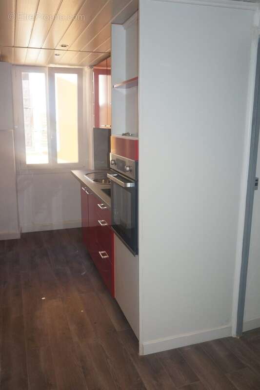 Appartement à VALLAURIS