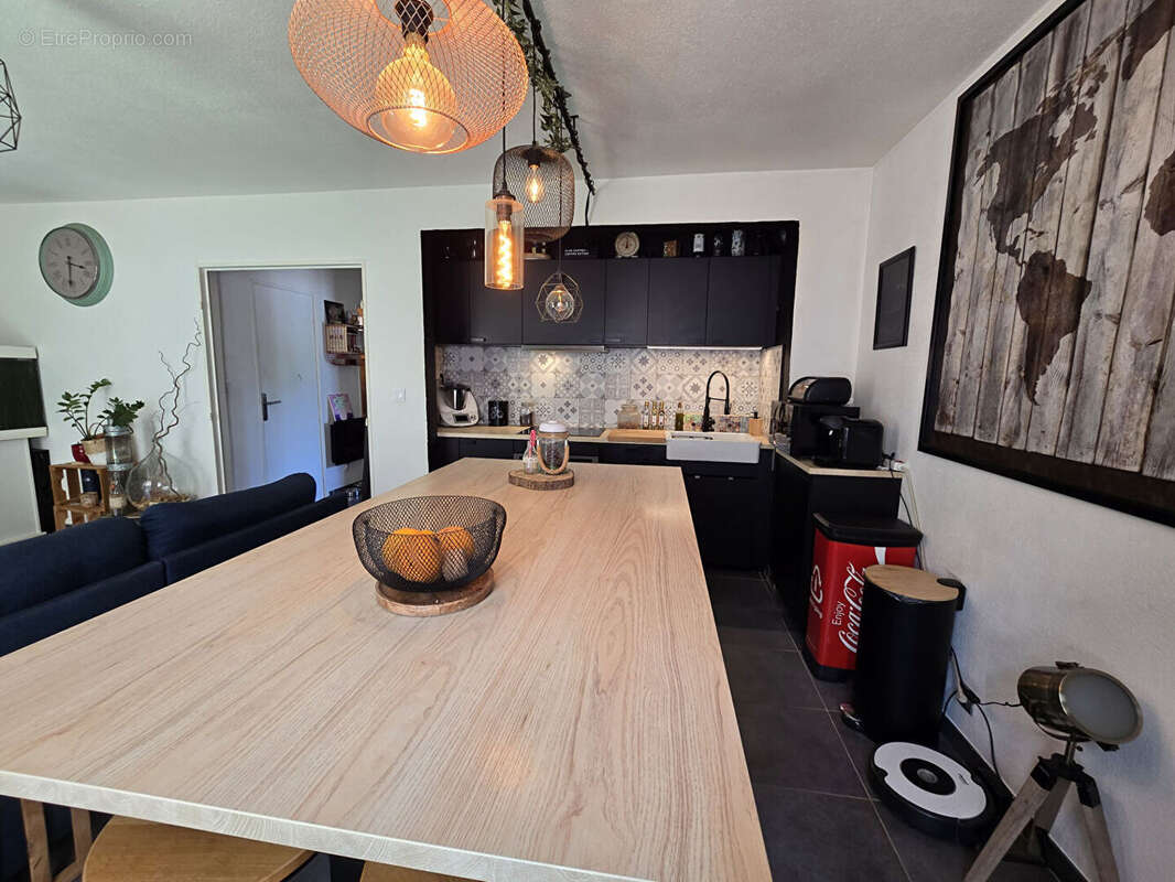 Appartement à SIX-FOURS-LES-PLAGES