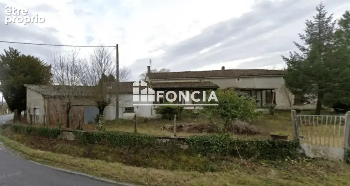 Ensemble immobilier - photo 1